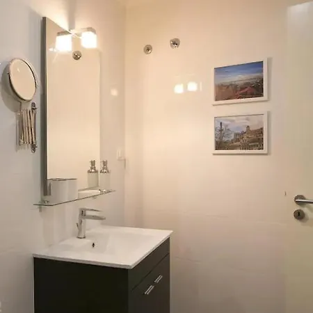 Gold 26 Apartment *